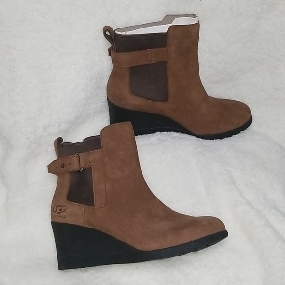 WOMEN'S UGG INDRA 👢WEDGED WINTER BOOT 👢 - Picture 3 of 7